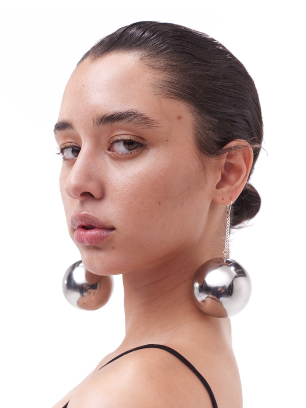 NWT Simon Miller Disco Drop Earrings in Silver